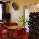 De Champagne Hotel 2*