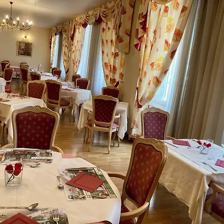 De Champagne מלון 2*