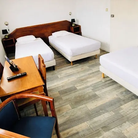De Champagne Hotel 2*