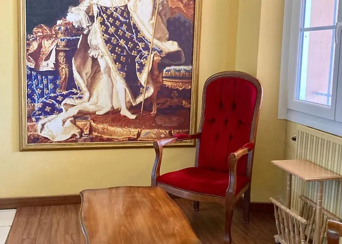 De Champagne Hotel 2*