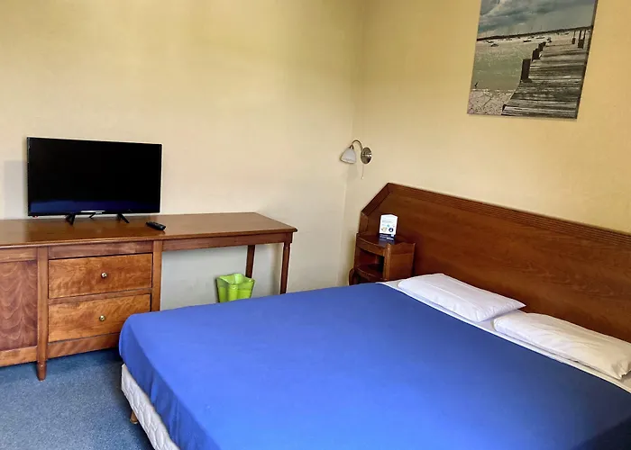 De Champagne Hotel 2*